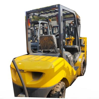 China Construction worksÂ   Used KOMATSU FD30 MINI forklift 3 ton 3t japanese original used forklift with sideshift forklift cheap price for sale