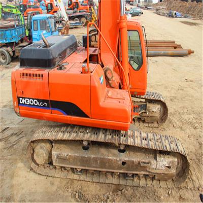 China Multifuction Used Excavator Digging Machine For Sale Doosan 220 Good Price Good Performance Hydraulic Excavator 225 330 for sale