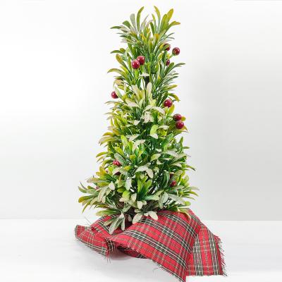 China 30%/plastic 55%/foam 15% Pine Needle Tree Decoration Flower Table Pot Ceramic Hot Selling Plastic Vintage Ornaments Christmas Stand Artificial Tree With Berry for sale