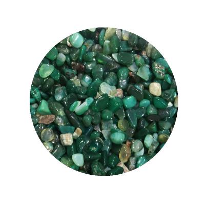 China Wholesale Feng Shui Green Agate Tumbled Stones Crystal Gravel For Landscaping Home Decor For Sale for sale