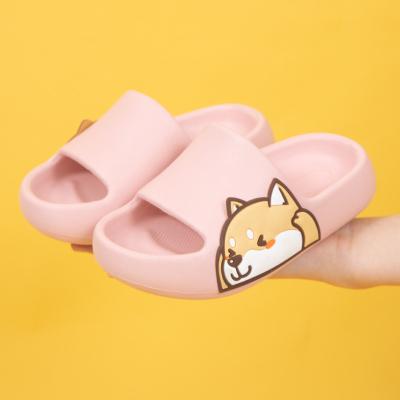 China New Two Color Dog Eva Sandals Female Summer Cute Cartoon Slippers Couples Anti-slippery Indoor Slippers For Kids for sale