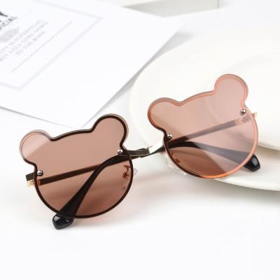 China Bear shape sunglasses 2022 newest fashion kids back shape fashion shade cute kids sunglasses wholesale for sale