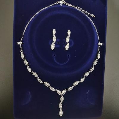 China Bride CLASSIC Necklace High Quality White Gold Pendant Necklace For Women Wedding Accessories Chain Necklace for sale