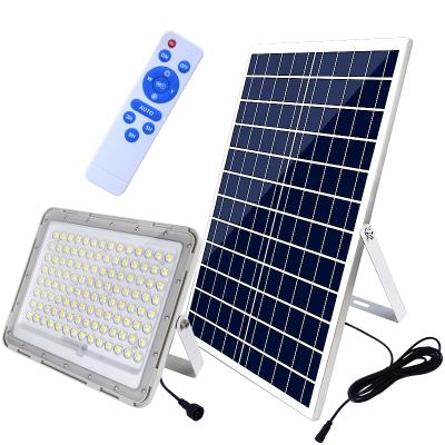 China Luxint 30W 50W 100W 150W 200W 300W Outdoor Camping Solar Panel Power Supply IP65 Led Flood Lamps zu verkaufen