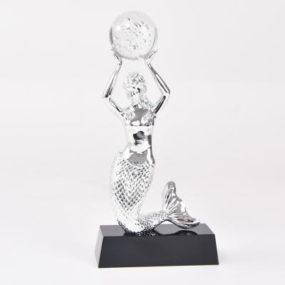 China Home Decoration Support OEM Direct Selling Workmanship Metal Mermaid Resin Candle Holder Good for sale