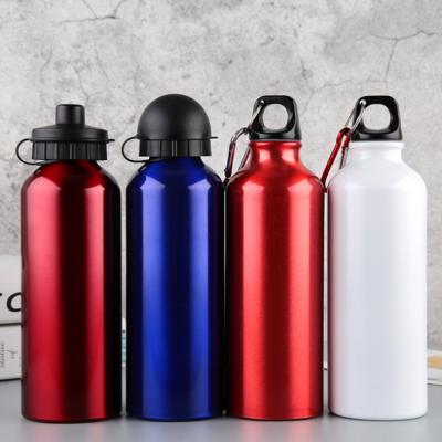 China Customized viable logo carabiner drink containers 20oz 600ml modern simple modern portable water bottle aluminum with lid for sale