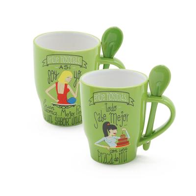 China Viable Reusable Coffee Mug 12oz White And Green Girl Movie Cartoon Cheap Coffee Mugs With Spoon for sale