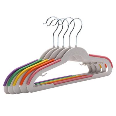 China Modern Household high-quality plastic children's clothing hanger for sale