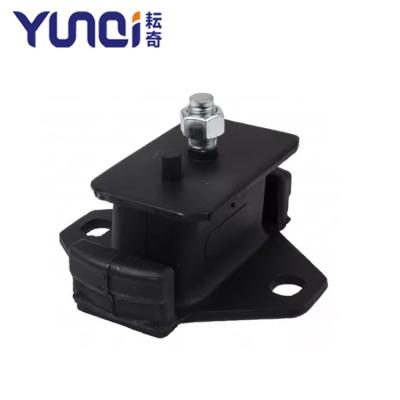 China Durable metal OEM 12361-67030 engine mount 2 years warranty for Japanese chassis spare parts components. for sale