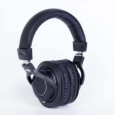 China Excellent Sound Isolation Manufacturing Customize Wired Stereo Headphone Over Ear Studio Monitor Noise Canceling Headphones For CDJ Mixer Computer for sale