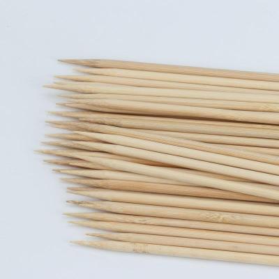 China Wholesale Heat Resistance Ambient Biodegradable BBQ Round Skewer Round Bamboo Stick For BBQ Party for sale