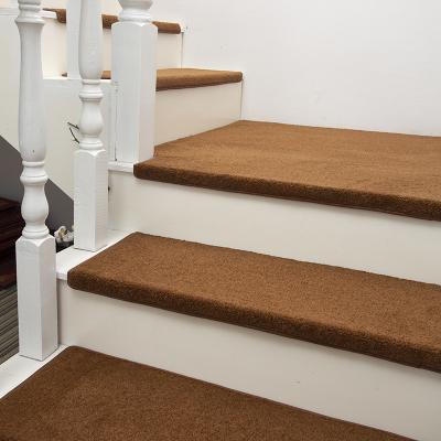 China Washable Reducing Light Stimulation Anti Slip Cushioning Staircase Carpet Treads for sale