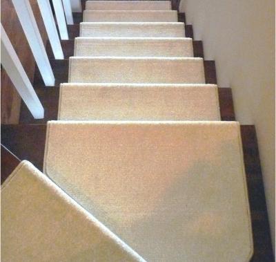 China Washable Indoor Anti Slip Adhesive Free Self Priming Staircase Carpet Stair Treads for Children for sale