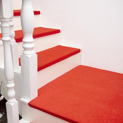 China Washable Economy Magic Button Handmade Carpet Soft Carpet Anti Slip Carpet Staircase Treads for sale