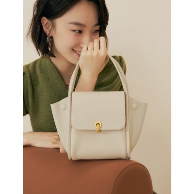 China Fashion Handbags Fashion Leisure Multifunctional Chain Cross - Lady High Quality Vegan Body Bags Women Leather Handbag for sale