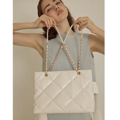 China New Fashion Handbags Design Handbags With White Space Women Purse Large Capacity Tote Luxury White Handbag for sale