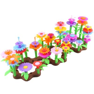 China Safe To Play New Diy Toys Flower Garden World Plastic Building Toy Set Building Block for sale