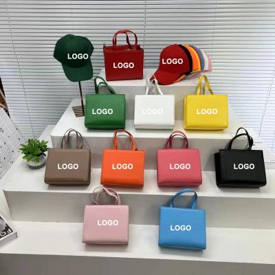 China Other Custom Logo Design Ladies Hand Bag Set New 2022 Women Hat and Purse Set Matching Hat and Purses for sale