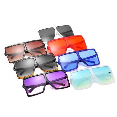 China Custom 2022 Big Square Plastic Colorful Fashionable Women Shape Sun Glass Luxury Oversized Men's Designer Sunglasses Famous Brands for sale