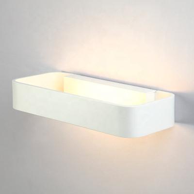 China Surface Mounted 2019 Modern Style Aluminum Surface Mounted Indoor 9W Led Wall Lamp for sale