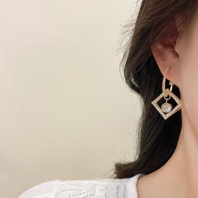 China Wholesale Geometric Designer Earrings Bohemian Women Long Crystal Earring Jewelry Zinc Alloy Gold BOHEMIA for sale