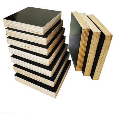 China Grado E1 Encofrado para edificios Encofrado de madera contrachapado de ingeniería de madera contrachapada laminada de placas de múltiples capas en venta