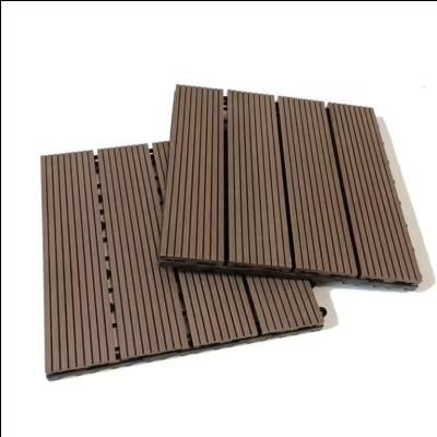 China Terraza de madera plástico compuesto de café WPC 300 * 300mm azulejos de suelo para el jardín exterior suave en venta