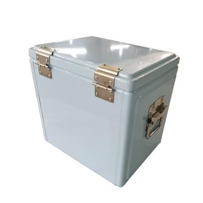 China Waterproof Custom Logo Metal Coolers Retro Beverage Mini Cooler Box With Can Vintage 15L Ice Chest Opener for sale