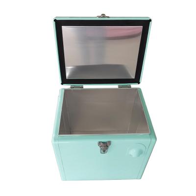 China Waterproof Custom 15L Retro Vintage Cooler Boxes Picnic Beach Camping Metal Ice Cooler Box Opener for sale