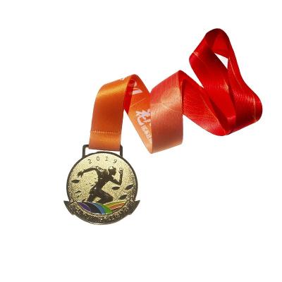 China Wholesale Custom Copper Plating Silver Antique Zinc Alloy Marathon Souvenir Gold 3d Sports Running Medal With Ribbon for sale