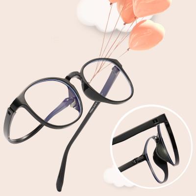 China For myopia/reading/presbyopia colorful transparent round fashion optical frames tr90 new eye glasses 2022 KD8802 for sale