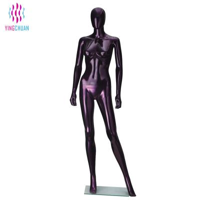 China Environment Realistic Plastic Paint Bright White Female Mannequin for sale