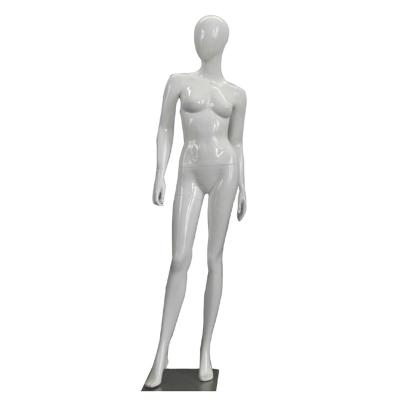 China Young Realistic Bright White Female Dull Shoulder Fiberglass Mannequin Full Body Mannequin for sale