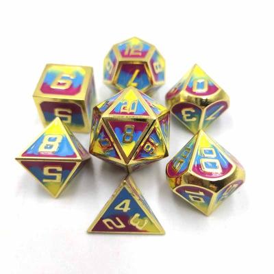 China Gold Zinc Alloy Bulk Size Custom Round Metal Polyhedron Wholesale Corner Entertainment Party Polyhedron Die Cuts for sale