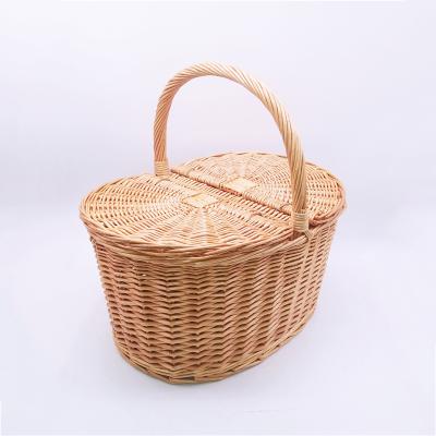 China Sustainable Handweaved Natural Wicker Picnic Basket With Lid And Handle for sale