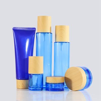 Chine l'huile 110ml essentielle bleue met les pots en bouteille en verre 37/415 37mm cosmétiques avec des couvercles à vendre