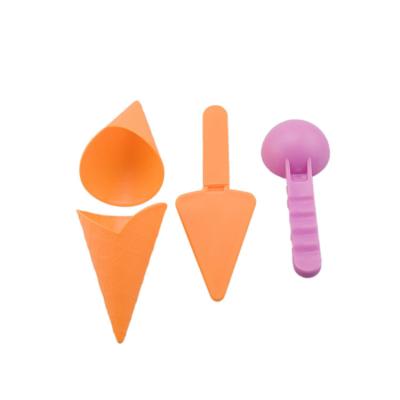 China Funny Educational Hot Toy Selling Ice Cream Shaped Play Sand Tools for sale