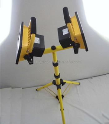 China Battery Operated Led Park LED Project Lamp Construction Work Lamp Work Lights for sale