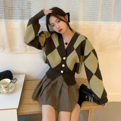 China Women's Design Breathable Sense Of Minority Loose Waist Short Coat Knitted Tops Plaid Cardigan Sweater for sale