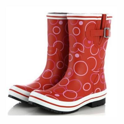 China Rubber Design Your Own Fashion Low Heel Western Chief Rain Boots Wholesale for sale