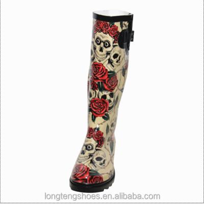 China LONGTENG 2021 new waterproof elegance flower printing ladies red fashion rubber rain boots for sale