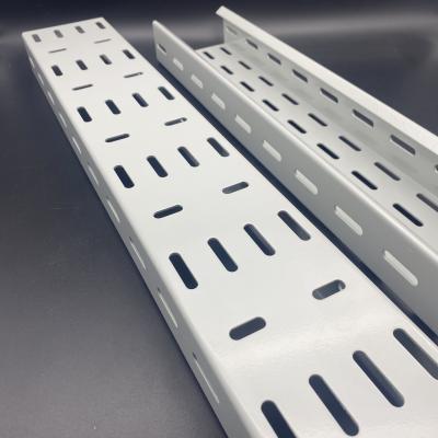 China 2400x300x1.5mm Perforated Powder Coated Cable Trays zu verkaufen