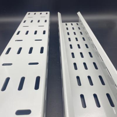 China Factory 600x50x2mm Customized Slotted Cable Trays zu verkaufen