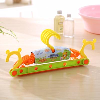 China Modern High Quality Kids Clothes Hangers Plastic Children Clothes Hangers for Cloths Plastic for sale