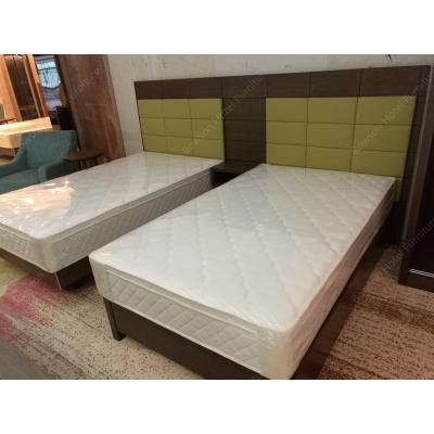 China Luxury Bowson Qatar Hilton Hotel Project Guest Room Solid Wood Furniture Custom Bedroom Sets for sale