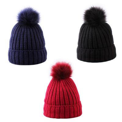 China COMMON Women Knit Fleece Winter Beanie Hat Faux Fur Pom Pom Bobble Hats Beanie For Girls Wholesale for sale