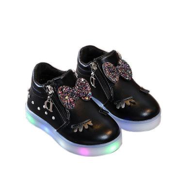 China Fashion Rhinestones Lights Kids Cartoon Bow Led Luminous Soft Bottom Girls Baby Shoes for sale