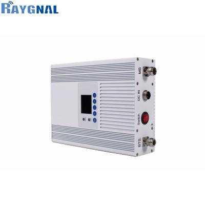 China Desktop 2021 High Power Raygnal 4g Gsm UMTS Lte Signal Repeater Long Distance Mobile Booster for sale