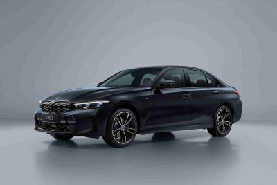 Chine Voiture de taille moyenne BMW Série 3 2025 330i M Sport Night Package à vendre