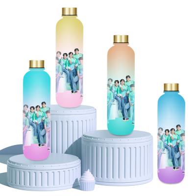 China KPOP Single Wall Bulletproof Boys Shape Twice 1000ml Single Space Cup PP Gradient Sliver Time Scale Accompanying Cup for sale